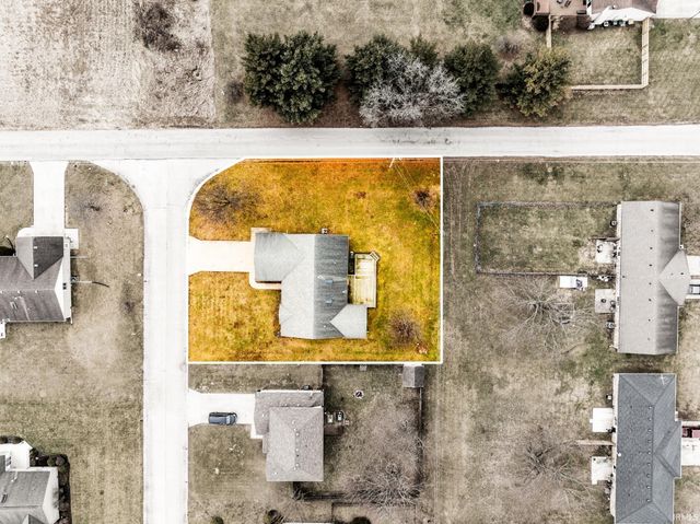 5608 W Wedgewood Lane, Muncie, IN 47304