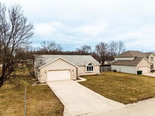 5608 W Wedgewood Lane, Muncie, IN 47304