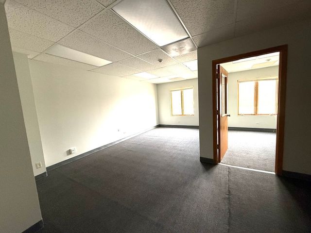 906 Lacey Avenue, Lisle, IL 60532