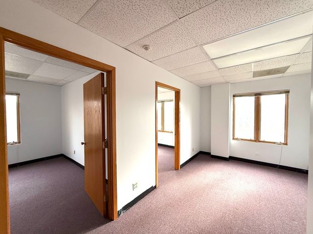 906 Lacey Avenue, Lisle, IL 60532