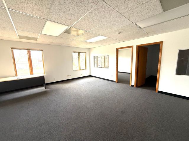 906 Lacey Avenue, Lisle, IL 60532