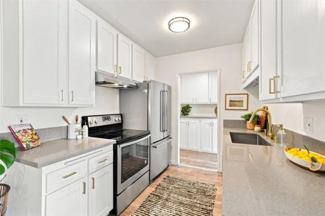 23930 Los Codona Avenue 219, Torrance, CA 90505