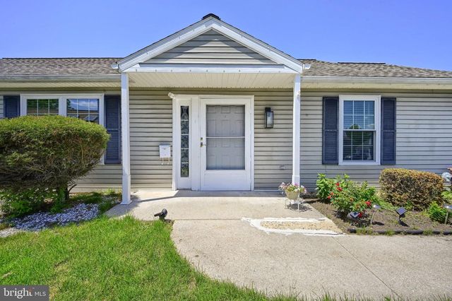 6248 S HIGHLANDS CIR, Harrisburg, PA 17111
