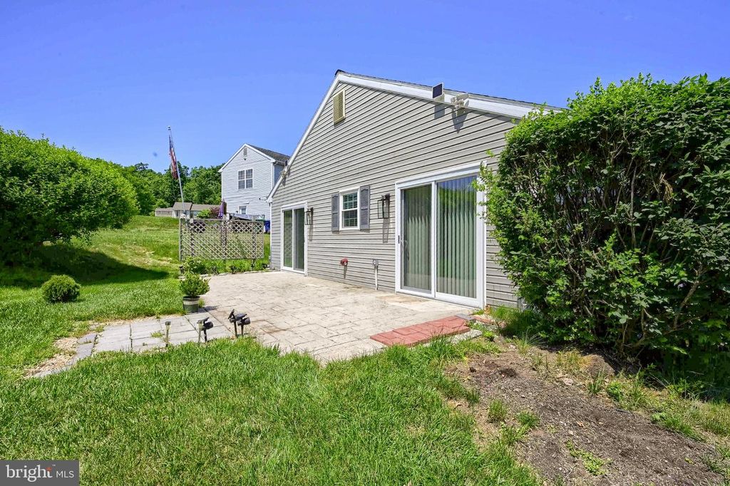 Image 26 of property listing at 6248 S HIGHLANDS CIR, Harrisburg, PA 17111