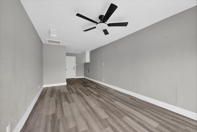 1220 Mckinney Street, Van Alstyne, TX 75495