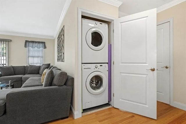 32 Common St. 3-4, Waltham, MA 02451