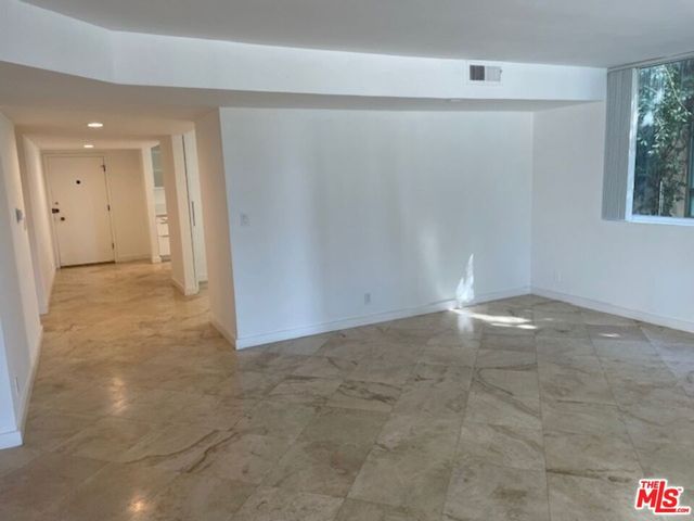 9297 Burton Way A, Beverly Hills, CA 90210