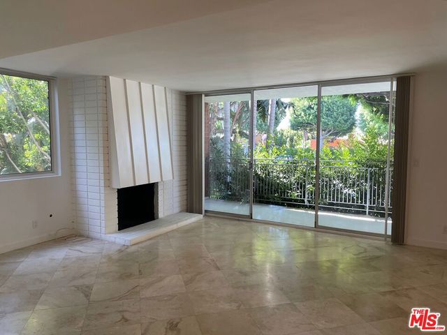9297 Burton Way A, Beverly Hills, CA 90210