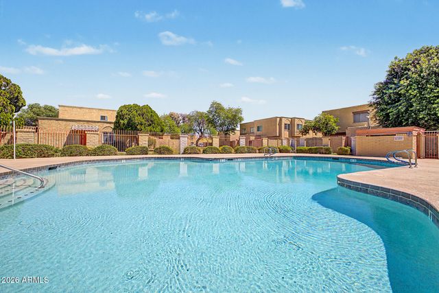 948 S Alma School Road Unit 102, Mesa, AZ 85210