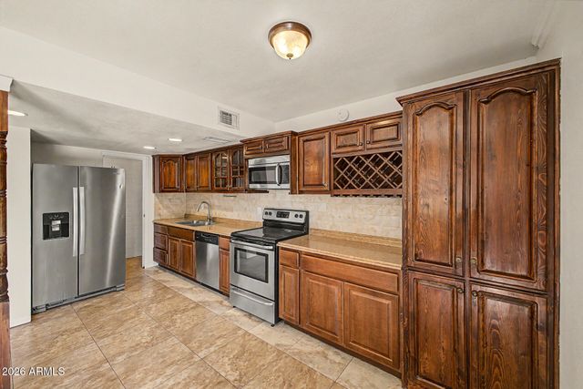 948 S Alma School Road Unit 102, Mesa, AZ 85210