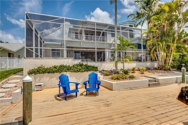 1434 El Dorado PKWY W, Cape Coral, FL 33914