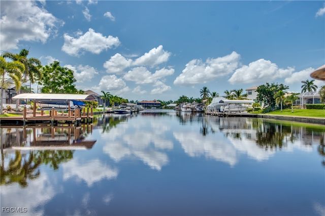 1434 El Dorado PKWY W, Cape Coral, FL 33914