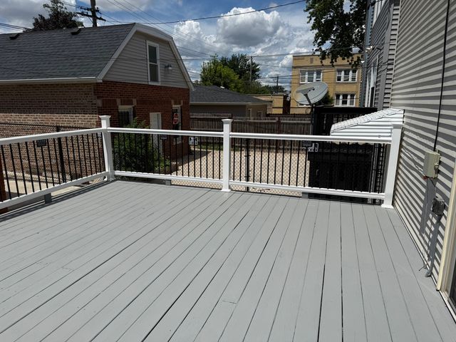 2252 N Laramie Avenue 1, Chicago, IL 60639