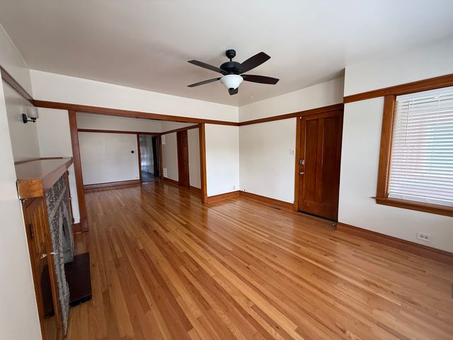 2252 N Laramie Avenue 1, Chicago, IL 60639
