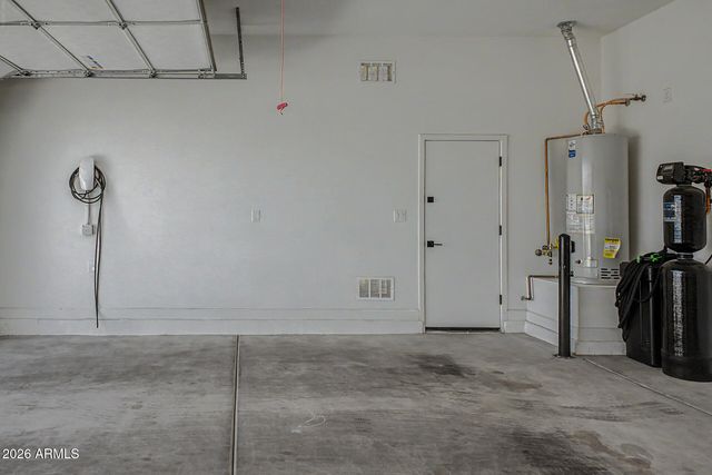 11017 E ULYSSES Avenue, Mesa, AZ 85212