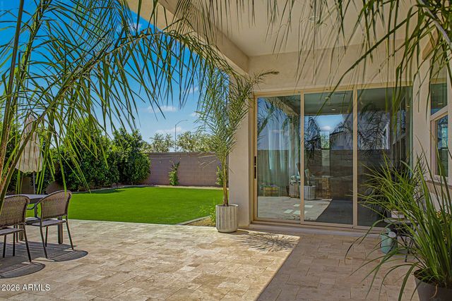 11017 E ULYSSES Avenue, Mesa, AZ 85212