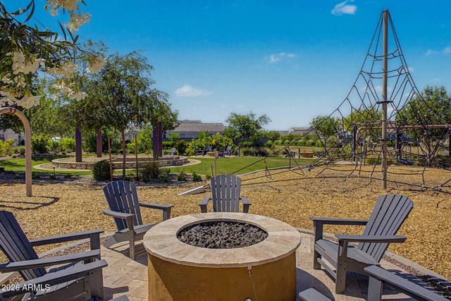 11017 E ULYSSES Avenue, Mesa, AZ 85212