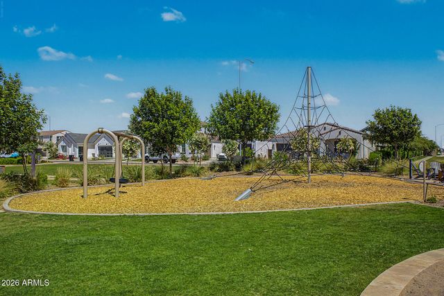 11017 E ULYSSES Avenue, Mesa, AZ 85212