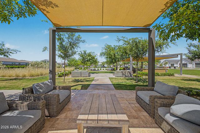 11017 E ULYSSES Avenue, Mesa, AZ 85212