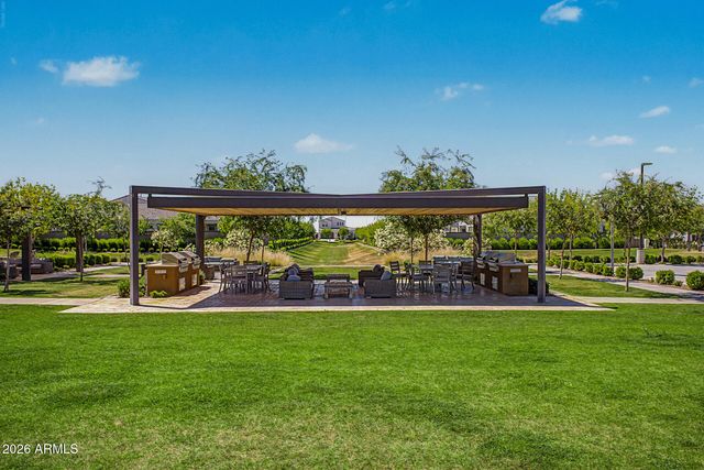 11017 E ULYSSES Avenue, Mesa, AZ 85212