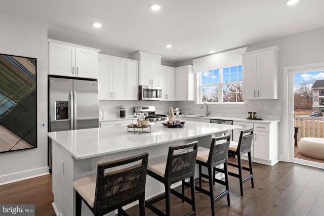 106 FRED CLARK, Pennington, NJ 08534