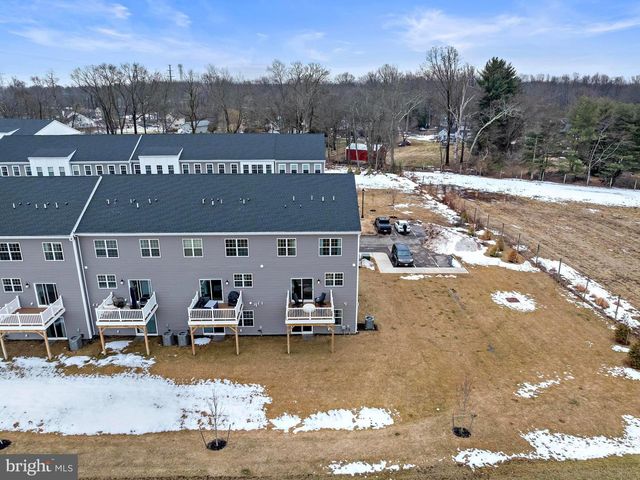 106 FRED CLARK, Pennington, NJ 08534