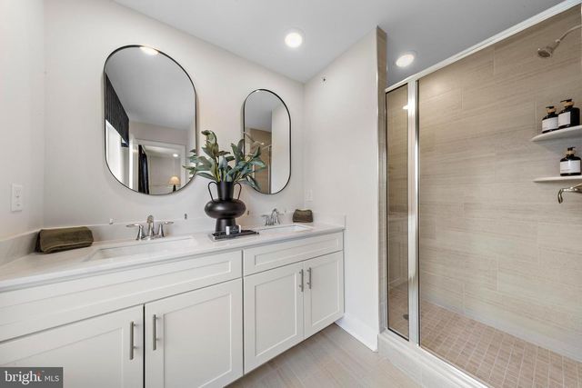 106 FRED CLARK, Pennington, NJ 08534