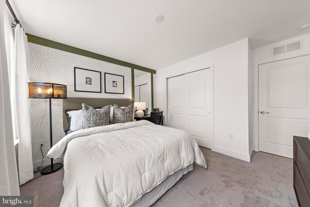 106 FRED CLARK, Pennington, NJ 08534