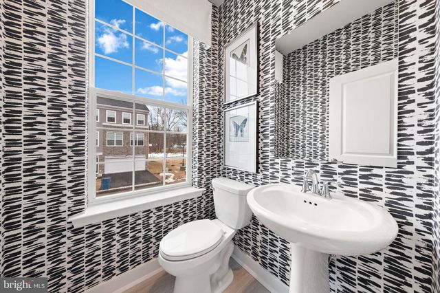 106 FRED CLARK, Pennington, NJ 08534