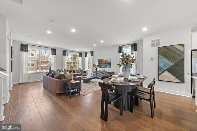 106 FRED CLARK, Pennington, NJ 08534