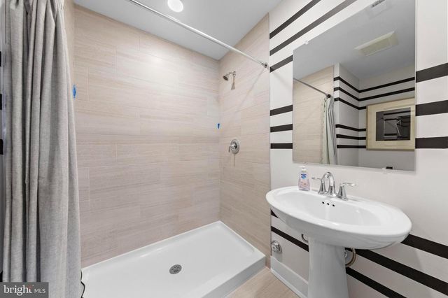 106 FRED CLARK, Pennington, NJ 08534