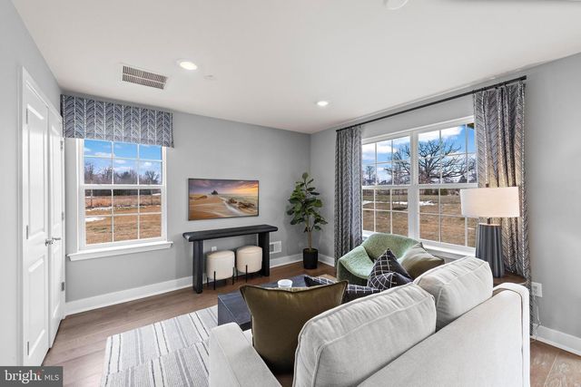 106 FRED CLARK, Pennington, NJ 08534