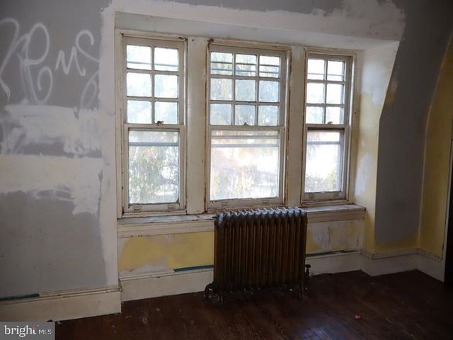 5017 N 12TH ST, Philadelphia, PA 19141