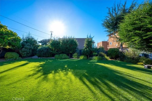 365 Bristol Street, Cambria, CA 93428