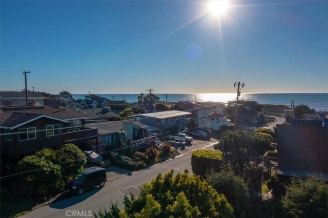 365 Bristol Street, Cambria, CA 93428