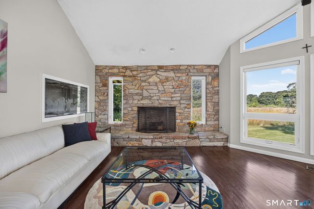 5 Sand Creek Drive, Old Saybrook, CT 06475