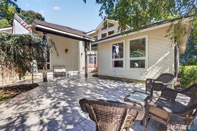 5 Sand Creek Drive, Old Saybrook, CT 06475