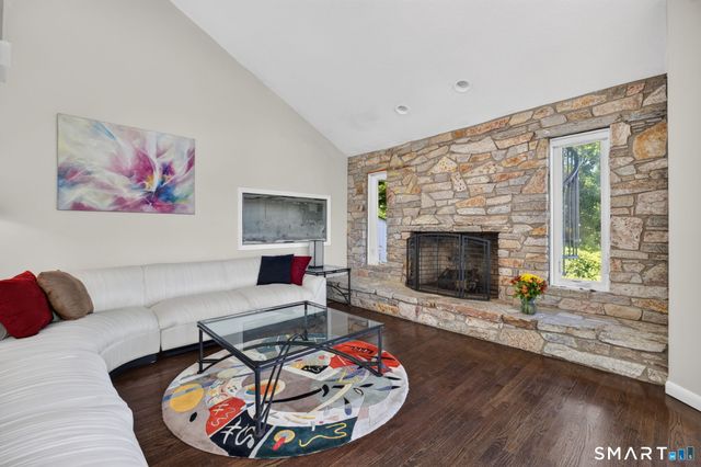5 Sand Creek Drive, Old Saybrook, CT 06475