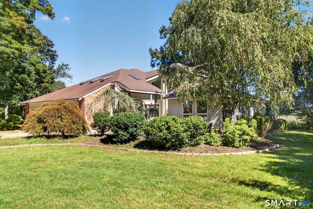 5 Sand Creek Drive, Old Saybrook, CT 06475