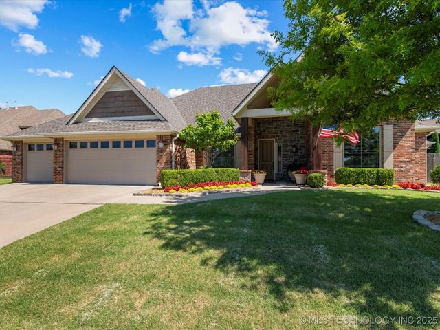 6220 Sawgrass Drive, Bartlesville, OK 74006