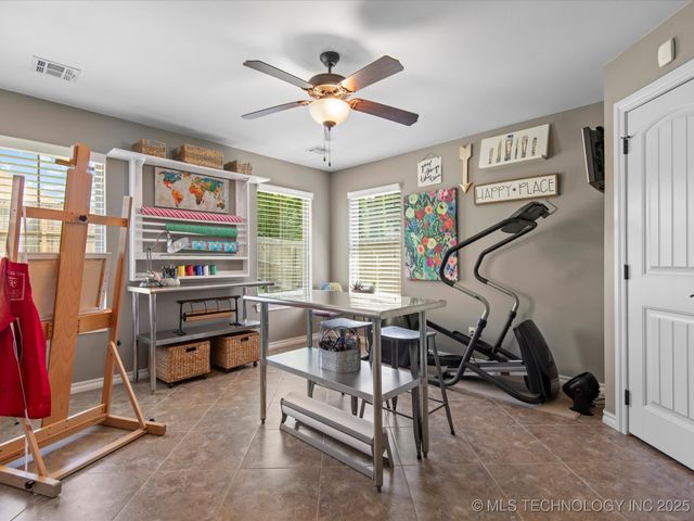 6220 Sawgrass Drive, Bartlesville, OK 74006