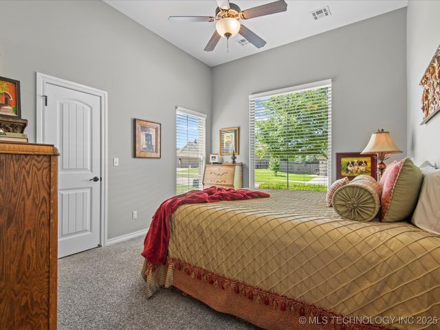 6220 Sawgrass Drive, Bartlesville, OK 74006