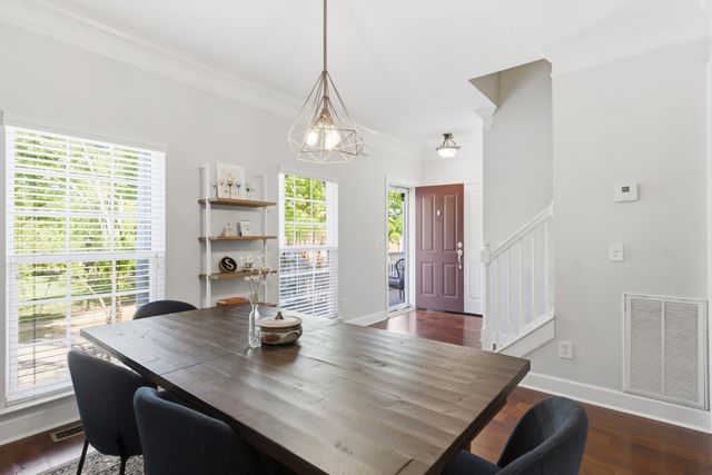7864 Heaton Way, Nashville, TN 37211