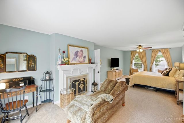 5800 Windsong Court, Madeira, OH 45243
