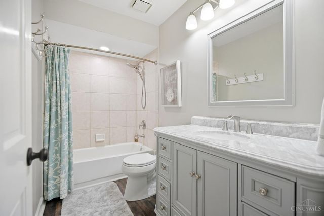 5800 Windsong Court, Madeira, OH 45243