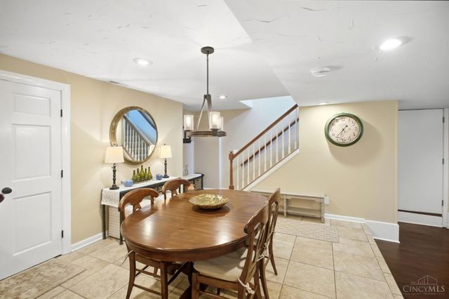 5800 Windsong Court, Madeira, OH 45243