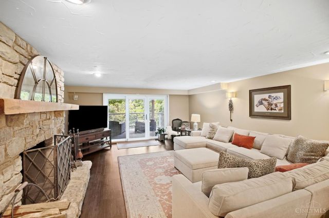 5800 Windsong Court, Madeira, OH 45243