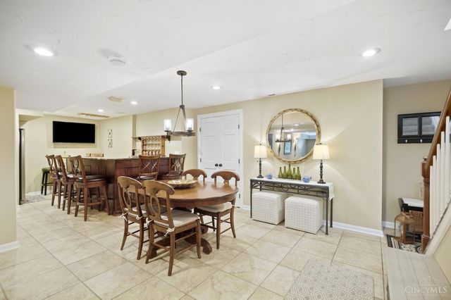 5800 Windsong Court, Madeira, OH 45243