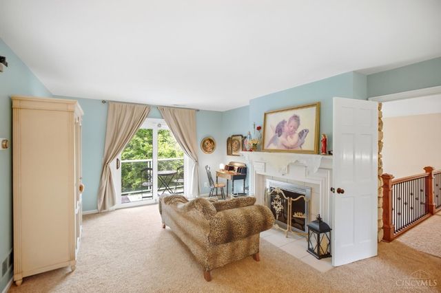 5800 Windsong Court, Madeira, OH 45243