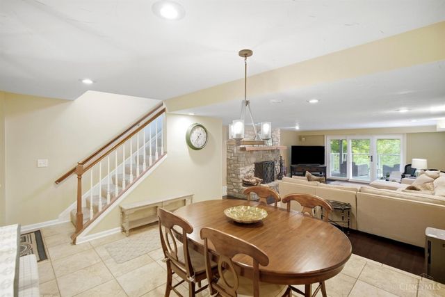 5800 Windsong Court, Madeira, OH 45243